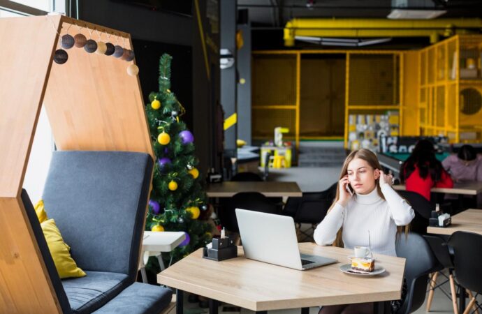Flexible Office Spaces Surge as Work-from-Home Trend Declines
