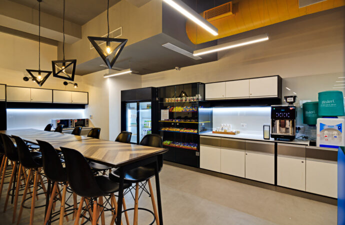Hyderabad’s Café Coworking Trend: A New Era of Flexible Workspaces